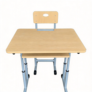 Escritorio <span class=keywords><strong>y</strong></span> Silla Escolar con Bordes Seguros para Niños, para Jugar <span class=keywords><strong>y</strong></span> <span class=keywords><strong>Aprender</strong></span> de Forma Segura <span class=keywords><strong>en</strong></span> Preescolares - Product Image 1