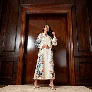 Robe Abaya de Luxe en Polyester Perlé Personnalisée pour Femmes Musulmanes – Haute Qualité, Élégante, Modeste, Soirée, Vente en Gros - Product Image 3