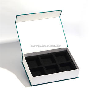 Boîte de livraison de laboratoire dentaire avec logo en or de luxe boîte cadeau en papier cartonné avec <span class=keywords><strong>mousse</strong></span> pour aligneur dentaire <span class=keywords><strong>et</strong></span> emballage de couronne dentaire - Product Image 2