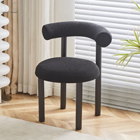 Chaise d'appoint moderne minimaliste nordique occasionnelle en forme de boucle pour le salon