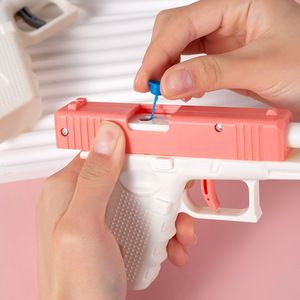 Pistola de agua manual de fuego continuo de plástico, juguete de verano para niños para la playa. - Product Image 4