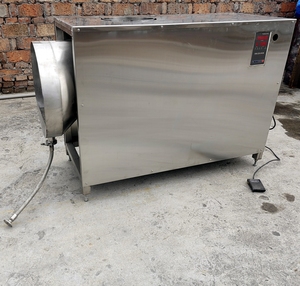 Machine à couper <span class=keywords><strong>casser</strong></span> la <span class=keywords><strong>noix</strong></span> <span class=keywords><strong>de</strong></span> <span class=keywords><strong>coco</strong></span> fraîche tendre en gros Machine d'extraction d'eau à demi-coupe <span class=keywords><strong>de</strong></span> <span class=keywords><strong>noix</strong></span> <span class=keywords><strong>de</strong></span> <span class=keywords><strong>coco</strong></span> - Product Image 5