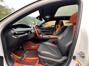 Gran Oferta a Bajo <span class=keywords><strong>Precio</strong></span>, Changan UNI-T <span class=keywords><strong>2021</strong></span>, 1.5T Turbo, Cuero, Volante a la Izquierda, Auto Usado para Uso Familiar - Product Image 6