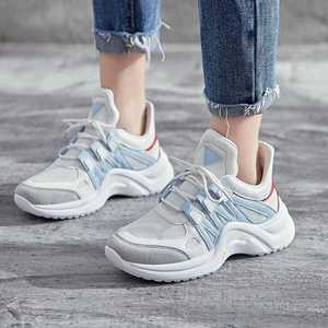 <span class=keywords><strong>2019</strong></span> printemps nouvelles vieilles <span class=keywords><strong>chaussures</strong></span> femmes <span class=keywords><strong>chaussures</strong></span> grande taille coréenne <span class=keywords><strong>chaussures</strong></span> à semelles épaisses étudiants décontracté sport femmes étudiant - Product Image 2