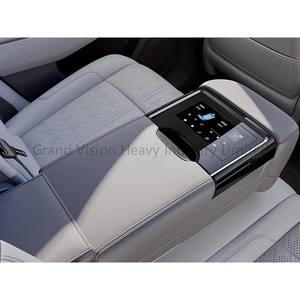 2025 Zeekr7X Pure Electric Mid Size SUV Charge rapide0.25hours 705km CLTC Range New Energy Vehicle Family Car Service professionnel - Product Image 5