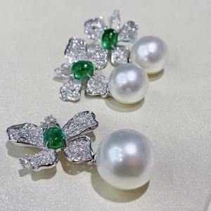 Nouvelles boucles d'oreilles en argent pur S925 9-10 mm Jade vert Marrow Perle d'eau douce Trèfle à quatre feuilles Ensemble de boucles d'oreilles Pierre naturelle Boîte cadeau incluse - Product Image 1