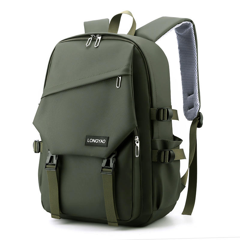 สีเขียวทหาร