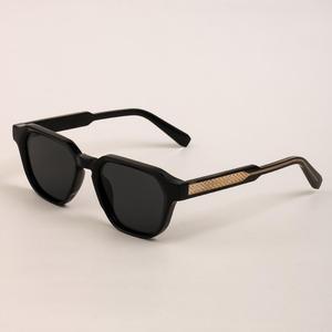 Gafas de Sol Retro CP Temple 3 2 Hinges con Lentes Cuadradas de PC de Alta Calidad y Protección UV400 para Hombre y Mujer 3506 - Product Image 2