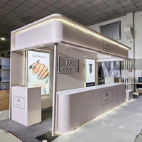 Stand d'exposition haut de gamme pour salon de beauté, vitrine 10x20 pieds avec éclairage et décoration, stand d'exposition modulaire réutilisable
