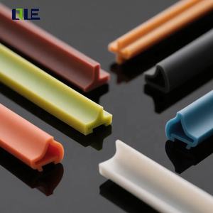 Изготовленная на заказ Экструзионная силиконовая прокладка Водонепроницаемая силиконовая уплотнительная лента - Product Image 5