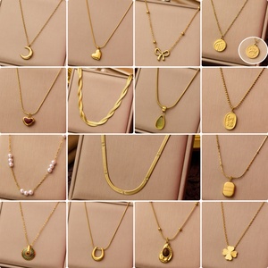 68 diseño PVD antideslustre 18K chapado <span class=keywords><strong>en</strong></span> oro collar de Cruz de acero inoxidable titanio acero amor corazón collares para mujeres - Product Image 3