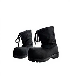 Botas de Nieve de Invierno Personalizadas de Estilo Retro, Impermeables, de Cuero Suave, con Entresuela de Felpa y Suela de Goma para Hombre y Mujer, que Brindan Calidez - Product Image 1