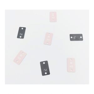 Etiqueta Rectangular de Plástico ABS con Impresión en Blanco y Negro y Número Secuencial para Colgar en el Guardarropa - Product Image 3