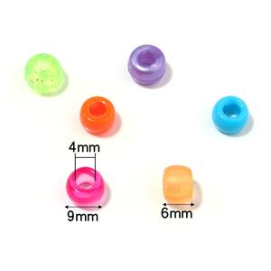 100 pièces perles acryliques 6x9mm perles <span class=keywords><strong>pour</strong></span> cheveux tresse grand trou entretoise perles <span class=keywords><strong>pour</strong></span> bricolage artisanat bijoux Bracelets faisant tresses accessoires - Product Image 2