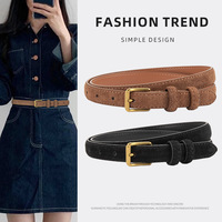 Ceinture fine pour femme en cuir de vachette suédé givré, style coréen vintage, à motif géométrique, avec boucle ardillon en alliage, polyvalente, style Instagram, pour jeans