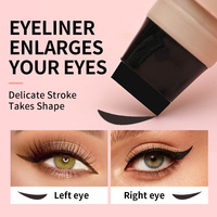Eyeliner liquide noir vegan à tampon, longue tenue 24h, waterproof et résistant à la transpiration