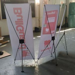 Supports de bannières Flex Baner personnalisés en aluminium avec impression numérique CMYK pour affichage - Product Image 4