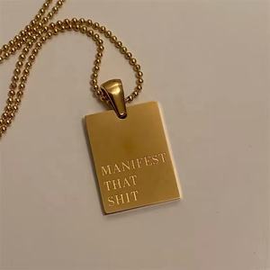 Collier personnalisé en acier inoxydable doré 18k mots gravés pendentif rectangle citations inspirantes collier personnalisé pour les femmes bijoux - Product Image 4