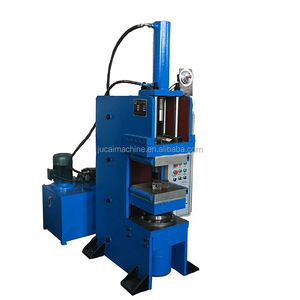 Machine <span class=keywords><strong>de</strong></span> pressage par injection <span class=keywords><strong>de</strong></span> caoutchouc silicone entièrement électrique avec contrôle <span class=keywords><strong>de</strong></span> température PID par micro-ordinateur pour la production <span class=keywords><strong>de</strong></span> durcissement, moteur et pompe - Product Image 1