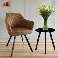 Chaise de salle à manger élégante et stylée de conception européenne, fauteuil moderne décontracté avec structure métallique, dossier en tissu velours, empilable, convient pour