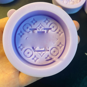 Stampo in Silicone Quadrato di Lusso con Monogramma, Ecologico, Antiaderente, per Placche Aromatiche Fai-da-te, Deodorante per Auto con Clip per Bocchetta di Ventilazione, Strumento Profumato - Product Image 6
