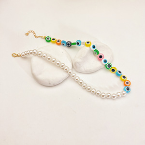 Collar de Moda con Diseño de Ojo Turco y Perlas de Imitación Coloridas, Joyería para Fiestas, Diseños de Colores Variados, Envío Aleatorio - Product Image 4