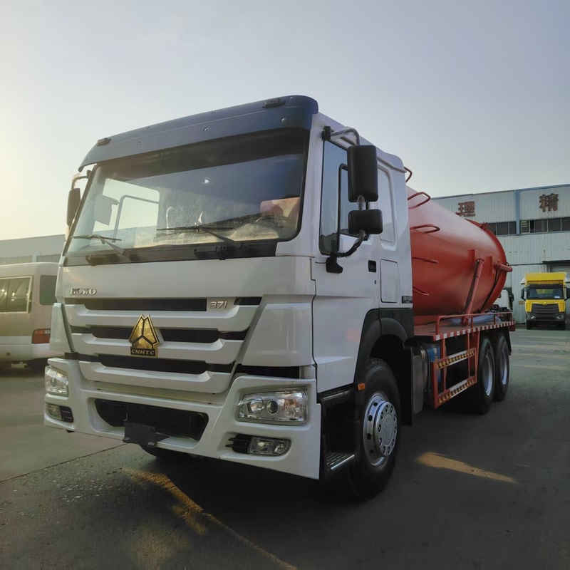 Sinotruk Sewer Cleaning Truck HOWO Vacuum