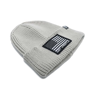 Bonnet de pêcheur en tricot personnalisé pour l'hiver avec broderie 3D, impression numérique, motif de personnage et de lettres, patch tissé, unisexe, 4 saisons - Product Image 2