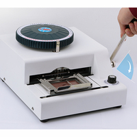 Máquina Manual de Grabado y Relieve para Tarjetas de PVC, Máquina de Grabado de Placas de Identificación con Codificación de Códigos de Barras para Placas de Aluminio y Cobre