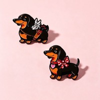 En gros, épingles en métal à l'effigie de dessins animés, épingles en émail mignonnes en forme de Teckel, badges en métal créatifs, accessoires de broches pour vêtements, jolis cadeaux pour amis