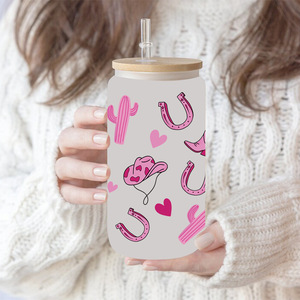 Lindas Tazas de 16oz con Diseño de Vaquera, Adhesivos Espirituales UV DTF, Envolturas para Tazas UV DTF Color Rosa Campestre - Product Image 4