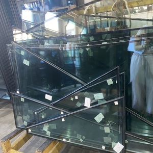 Verre trempé triangulaire sur mesure à faible émissivité, verre creux isolant thermiquement et insonorisant pour projets architecturaux de verres de forme spéciale - Product Image 4