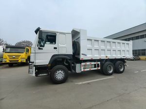 รถบรรทุกมือสอง SinoTruck Howo 375 6*4 375 แรงม้า 371 แรงม้า 10 ล้อ 20 ตัน 30 ตัน แบบมีรั้ว บรรทุกสินค้า เครื่องยนต์ Weichai รถดัมพ์ Howo 375 371 มีสินค้าในสต็อก - Product Image 2