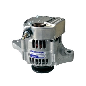 Alternador 16678-64012 16678-64014 16678-64013 para Motor D722 D902 D905 - Product Image 1