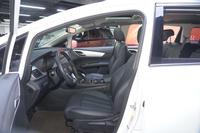 BYD Song MAX Modelo 2023 Edición Mejorada 1.5T Automático de Lujo 7 Plazas Volante a la Izquierda Cuero Oscuro R17 Autos Usados Baratos China