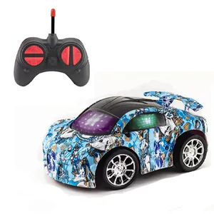 QS Popular Corrida de Controle Remoto Veículo Presente Tamanho Pequeno 1:20 Escala 4CH R/C Graffiti Simulação Modelo Car Com Luz 3D
