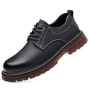 Botas de cuero para hombre, estilo Martin, tacón bajo, suela de goma antideslizante, zapatos casuales para el tiempo libre, hechas en Wenzhou. - Product Image 4
