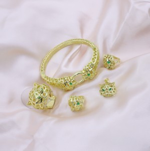 Conjunto de Joyería Fina Chapada en Oro de 14K de la Colección <span class=keywords><strong>Dubai</strong></span>, Cabeza de Leopardo en Malla 3D con Circonita - Product Image 3