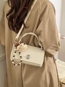 Nouveau sac à bandoulière carré avec fermoir et chaîne, design tendance pour femme - Product Image 5