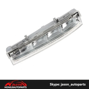 ไฟตัดหมอก LED รุ่น A2049068900 / A2049069000 ใช้สำหรับรถยนต์เมอร์เซเดส-เบนซ์ W204 W212 C250 E350 - Product Image 1