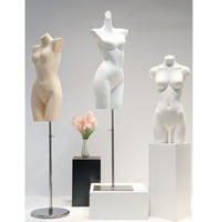 Mannequins demi-corps féminins en métal pour présentation de vêtements en magasin