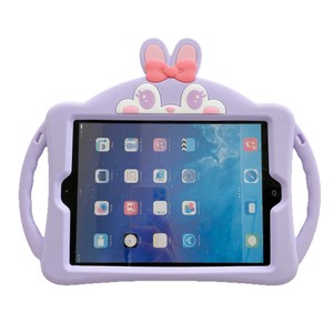 เคสแท็บเล็ตซิลิโคนรูปกระต่ายและแมวน่ารักสำหรับ iPad Air Pro 10 Gen 6 10. 9นิ้วฝาครอบรูปโบว์ดอกไม้2025ตัวยึดโชคดีแบบทำมือ - Product Image 5