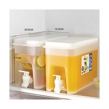 Wholesale Refrigerator Party Transparent Plastic Fruit Lemon Juice Cold Water Jug Kettle With Tap With Low Prices