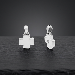 Colgante de Cruz Griega Religiosa Sencilla en Plata 925 - Product Image 3
