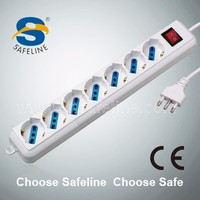 Multiprise multiprises de haute qualité, type italien, 7 prises. Prises Schuko 10/16A, 250 V ~ Max : 2500W