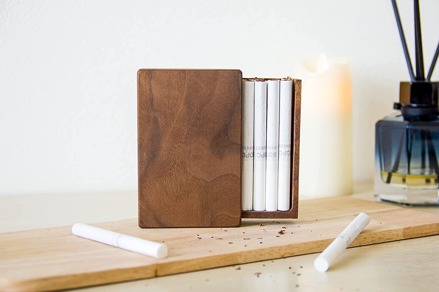 why use a cigarette holder Reviving the Cigarette Holder Trend with Vintage Card Wallets why use a cigarette holder Reviving the Cigarette Holder Trend with Vintage Card Wallets