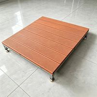 Terrasse Modulaire Carrée Moderne Écologique et Étanche avec Finition Grain de Bois et Cadre en Acier 100x100cm pour Extérieur