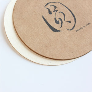 Etiquetas colgantes de plástico redondas personalizadas, etiquetas de papel recicladas pequeñas para joyería - Product Image 3