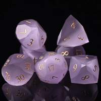 Superbe ensemble de dés DND faits à la main en cristal œil de chat violet foncé, 1 pièce, dés polyédriques avec chiffres dorés pour jeux de rôle sur table Dungeons & Dragons