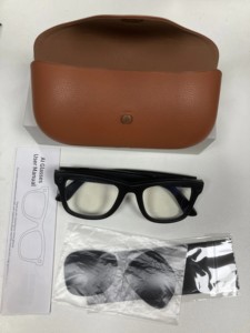 Lunettes Intelligentes U5 Meta Style AI avec Caméra 8MP, Étui de Recharge, WiFi6, Appel Bluetooth, Traduction IA, Commande Vocale, Étanchéité IP65, Musique - Product Image 2